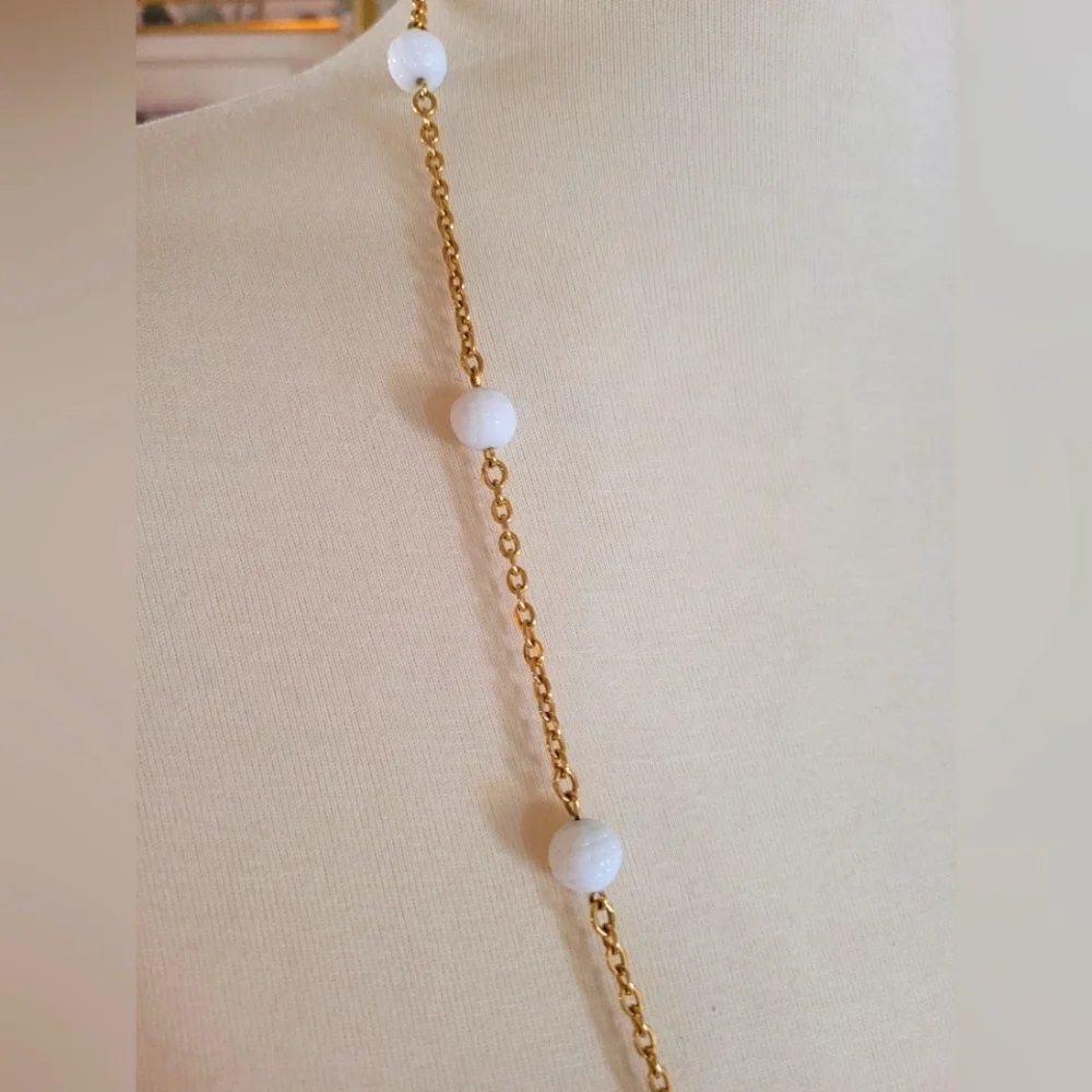 Vintage White Carved‎ Glass Bead and Gold Chain Necklace